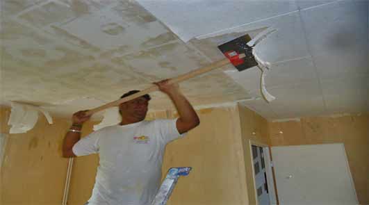 Peinture plafond mat ou satin blanc avec enduit et ratissage