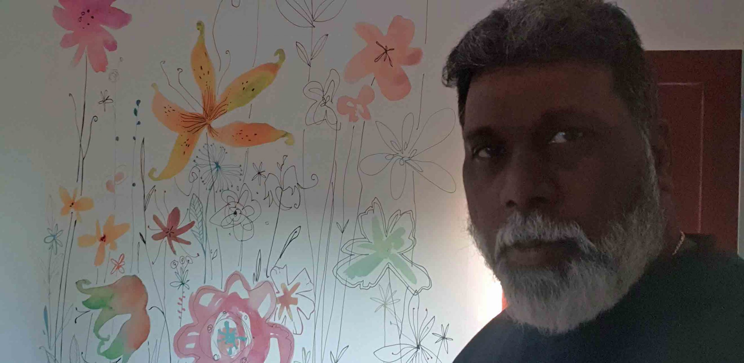 Artisan peintre poseur de papier peint panoramique tendance