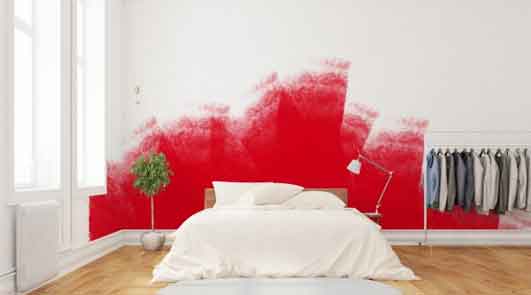 Peindre de mur d’une chambre à coucher adulte